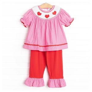 Stitchy fish valentines outfit